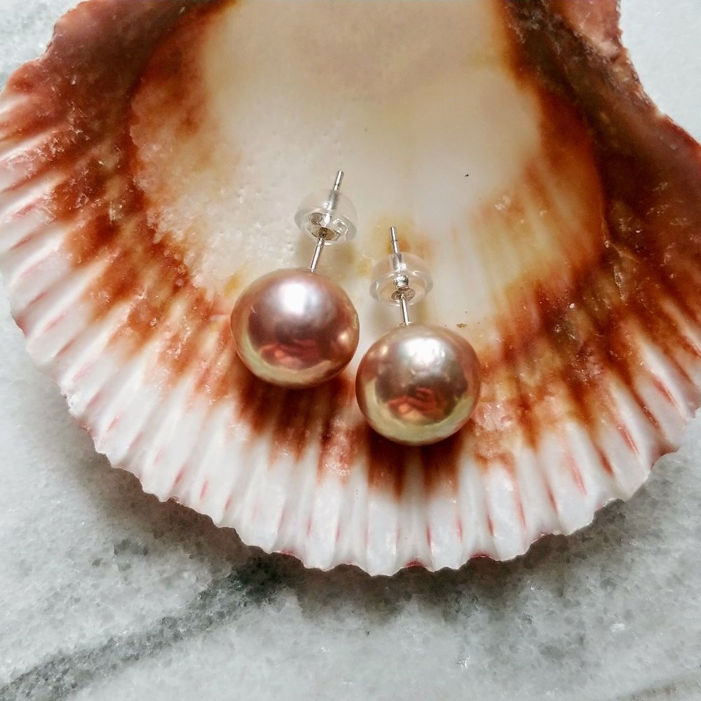 Nucleated Baroque Edison Pink Stud Earrings - Picture 1 of 4